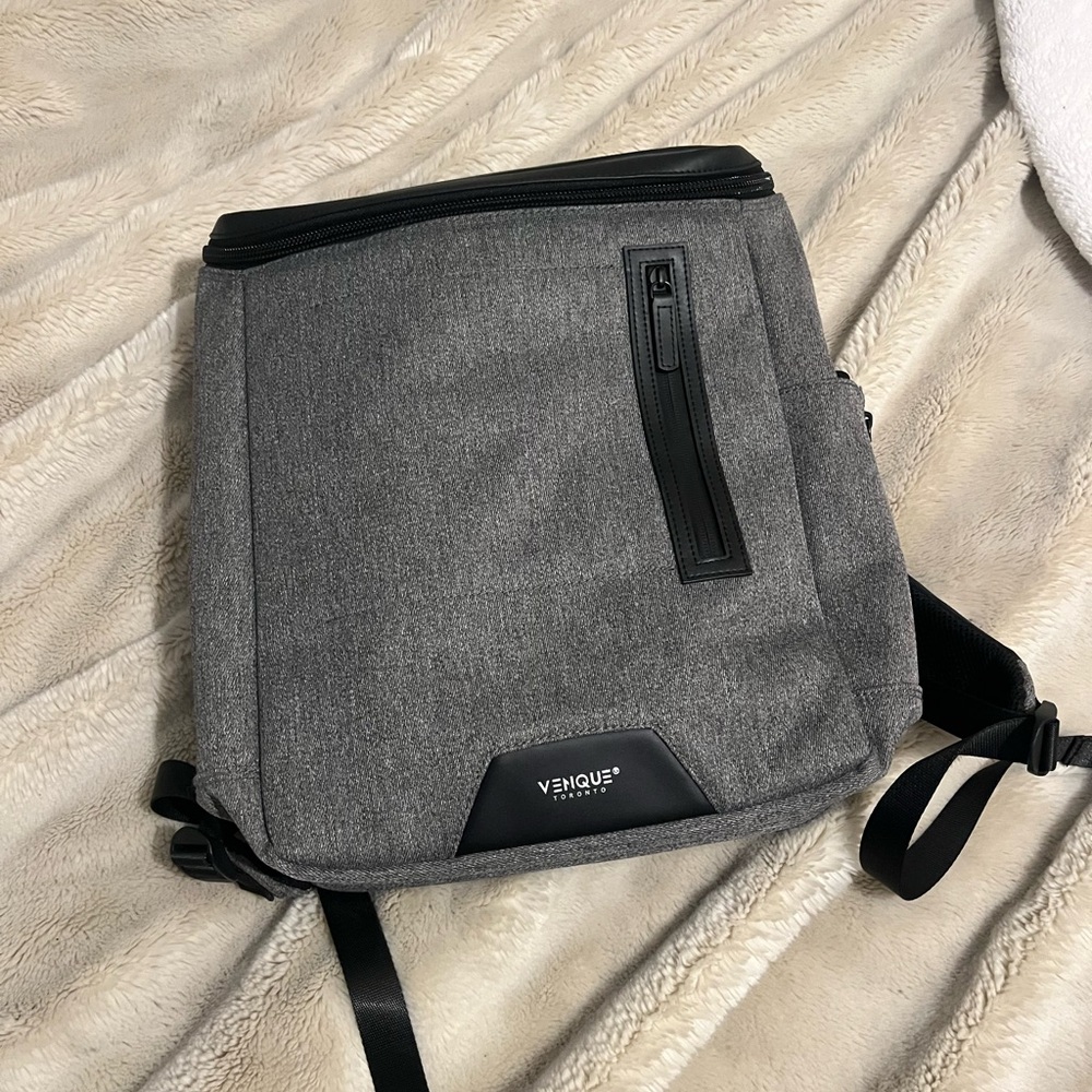 Gray and black backpack